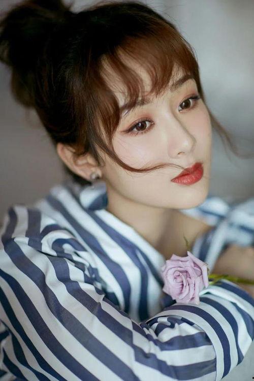 杨紫娱乐吃瓜,幕后真相曝光